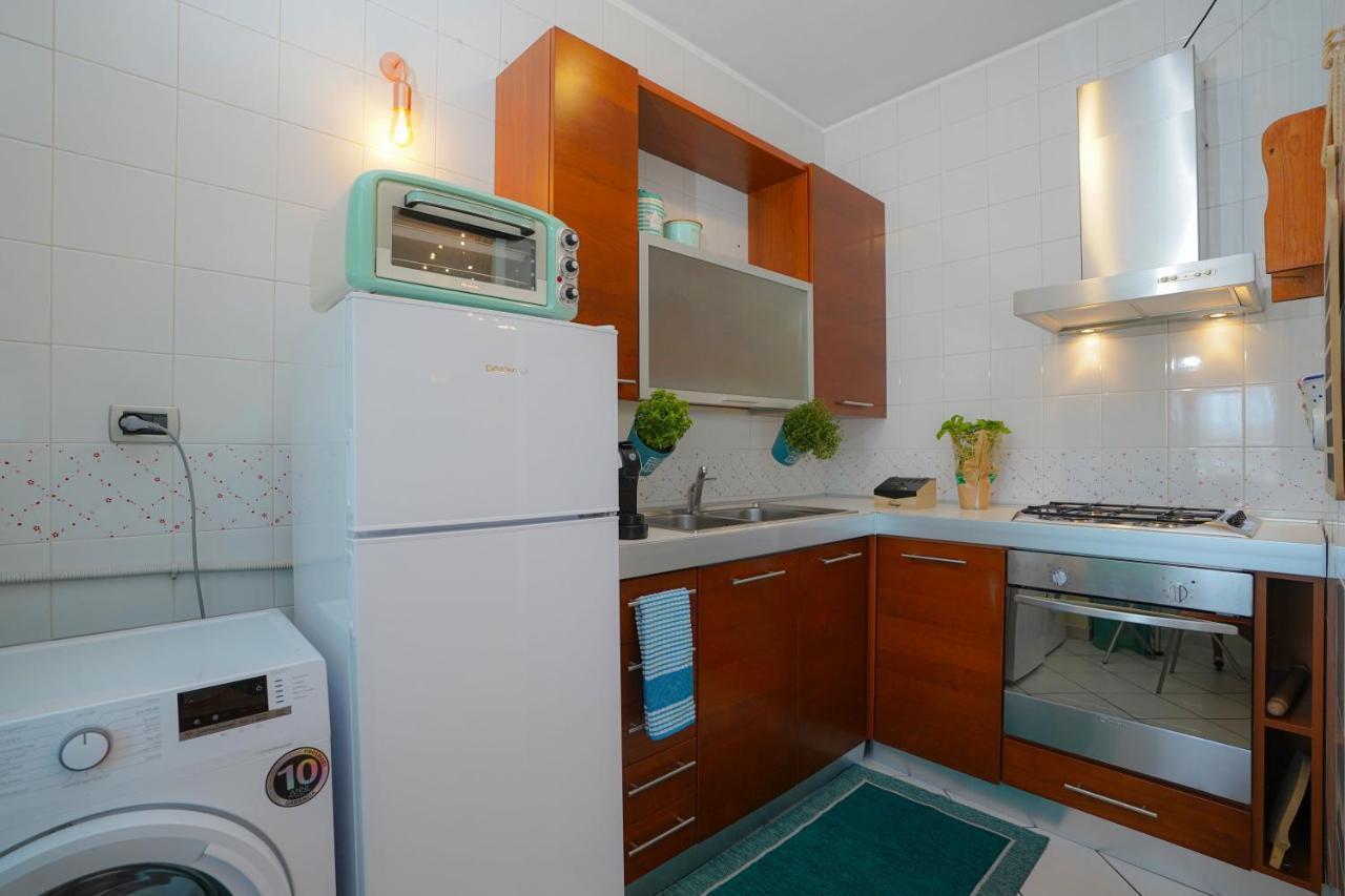 La Casa Di Azzurra Centro Citta Appartamento Fino A 4 Posti Letto E 2 Bagni Foggia Dış mekan fotoğraf