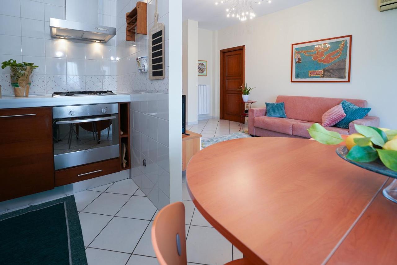 La Casa Di Azzurra Centro Citta Appartamento Fino A 4 Posti Letto E 2 Bagni Foggia Dış mekan fotoğraf