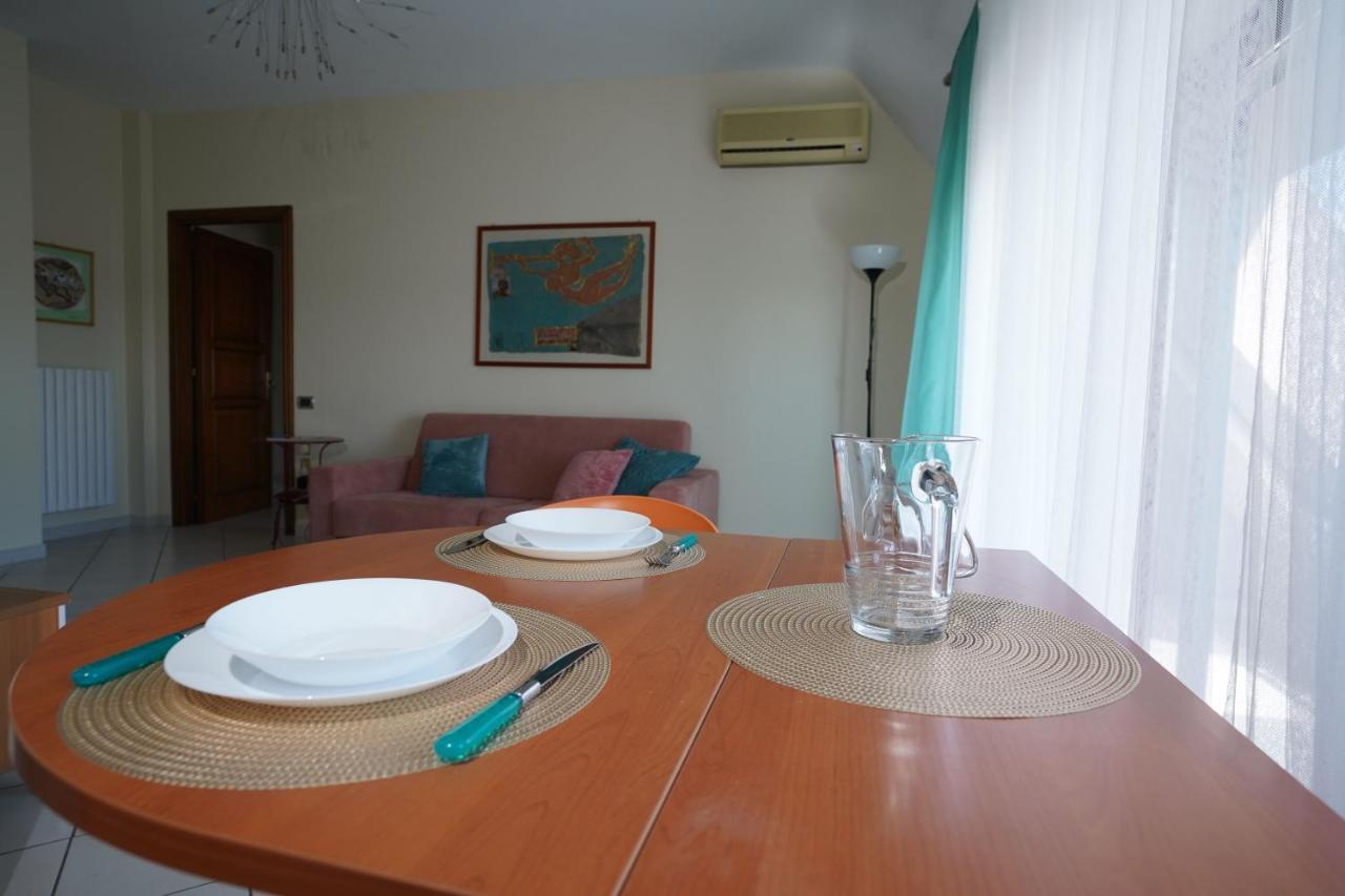La Casa Di Azzurra Centro Citta Appartamento Fino A 4 Posti Letto E 2 Bagni Foggia Dış mekan fotoğraf