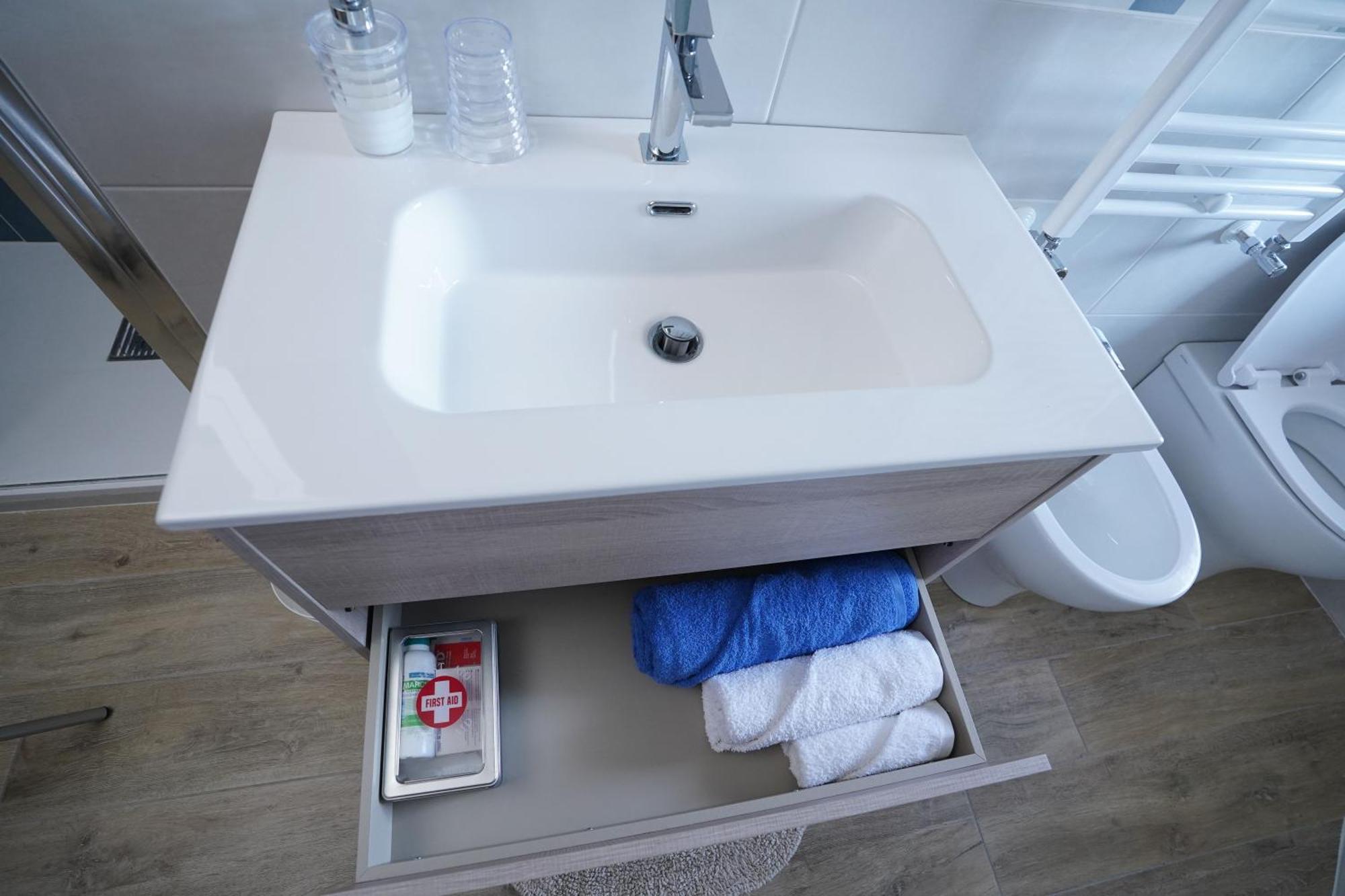 La Casa Di Azzurra Centro Citta Appartamento Fino A 4 Posti Letto E 2 Bagni Foggia Dış mekan fotoğraf