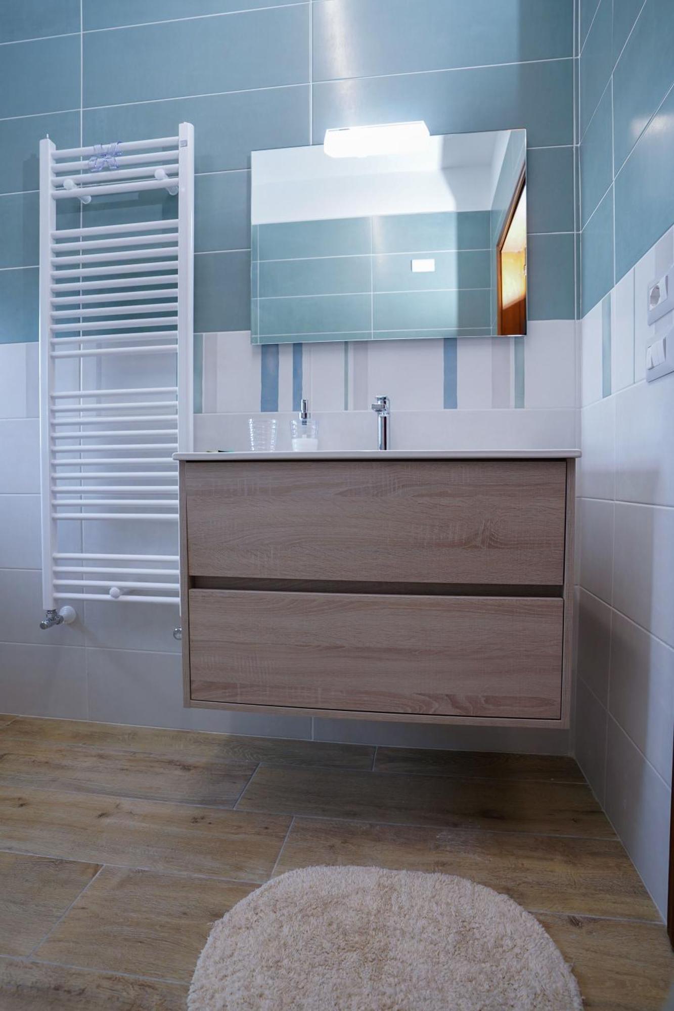 La Casa Di Azzurra Centro Citta Appartamento Fino A 4 Posti Letto E 2 Bagni Foggia Dış mekan fotoğraf