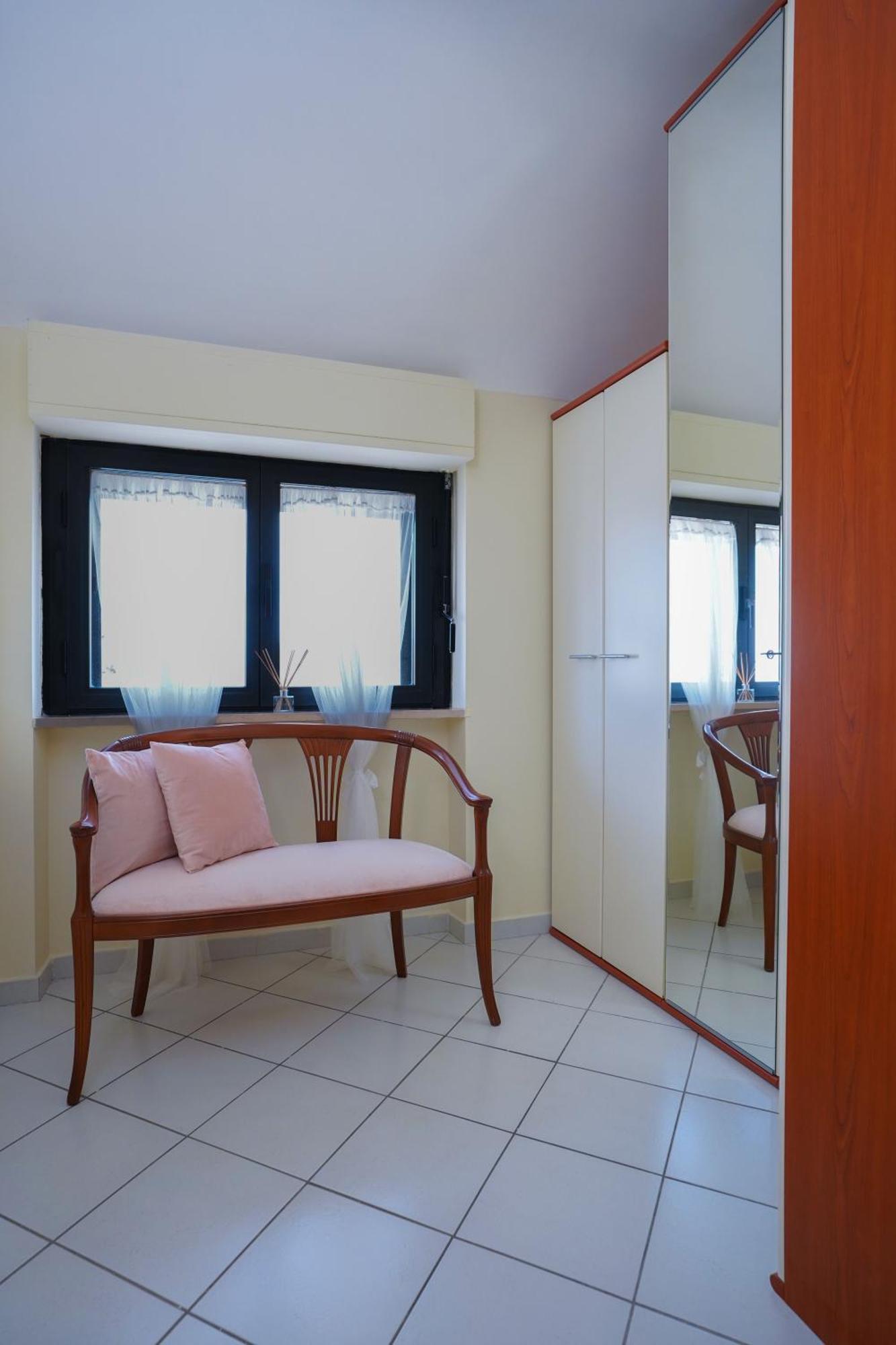 La Casa Di Azzurra Centro Citta Appartamento Fino A 4 Posti Letto E 2 Bagni Foggia Dış mekan fotoğraf